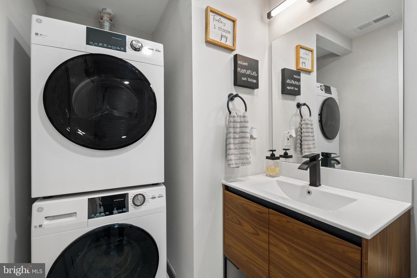 919 12TH ST NE #A305, WASHINGTON, District Of Columbia 20002, 1 Bedroom Bedrooms, ,1 BathroomBathrooms,Residential,For sale,919 12TH ST NE #A305,DCDC2233612 MLS # DCDC2233612 919 12TH ST NE #A305, WASHINGTON, District Of Columbia 20002, 1 Bedroom Bedrooms, ,1 BathroomBathrooms,Residential,For sale,919 12TH ST NE #A305,DCDC2233612 MLS # DCDC2233612