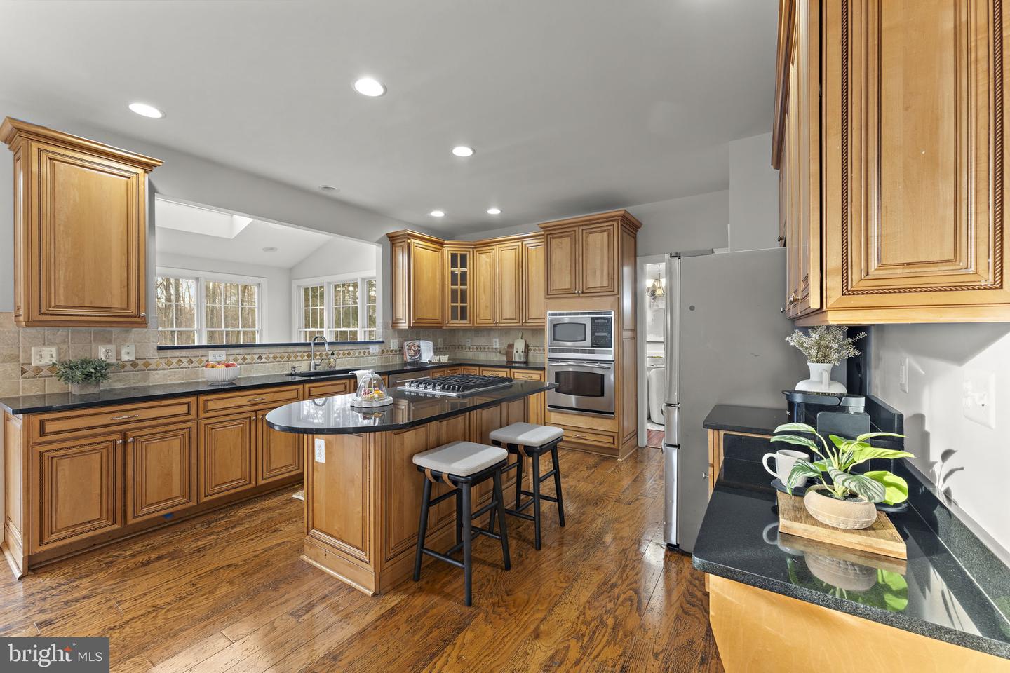 15509 MELLON CT, HAYMARKET, Virginia 20169, 5 Bedrooms Bedrooms, ,4 BathroomsBathrooms,Residential,For sale,15509 MELLON CT,VAPW2108702 MLS # VAPW2108702 15509 MELLON CT, HAYMARKET, Virginia 20169, 5 Bedrooms Bedrooms, ,4 BathroomsBathrooms,Residential,For sale,15509 MELLON CT,VAPW2108702 MLS # VAPW2108702