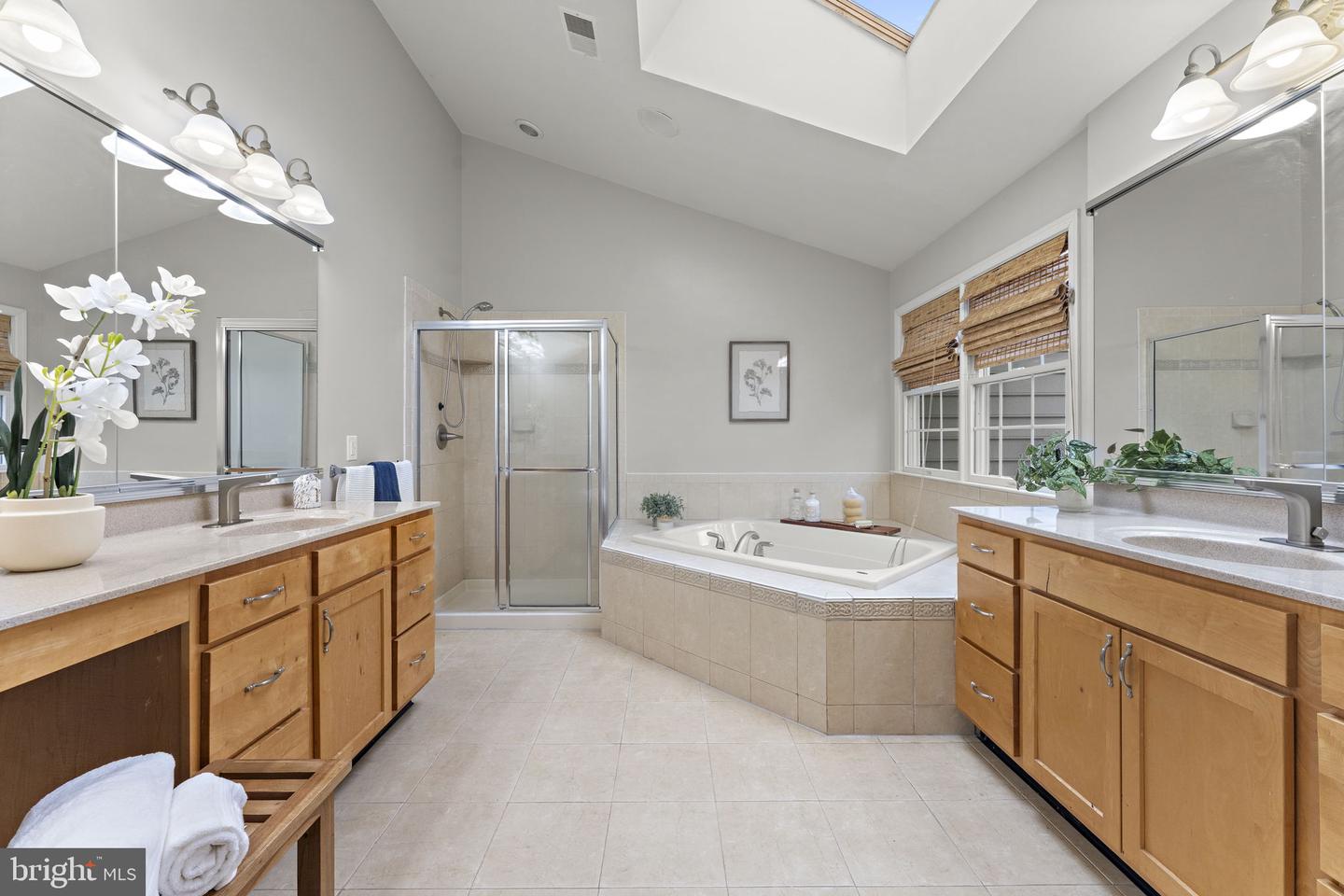 15509 MELLON CT, HAYMARKET, Virginia 20169, 5 Bedrooms Bedrooms, ,4 BathroomsBathrooms,Residential,For sale,15509 MELLON CT,VAPW2108702 MLS # VAPW2108702 15509 MELLON CT, HAYMARKET, Virginia 20169, 5 Bedrooms Bedrooms, ,4 BathroomsBathrooms,Residential,For sale,15509 MELLON CT,VAPW2108702 MLS # VAPW2108702