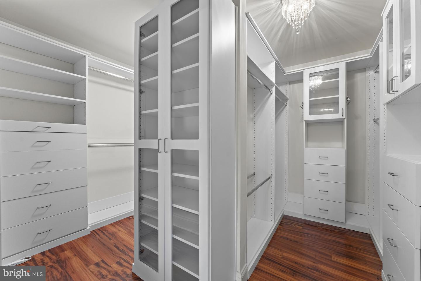 15509 MELLON CT, HAYMARKET, Virginia 20169, 5 Bedrooms Bedrooms, ,4 BathroomsBathrooms,Residential,For sale,15509 MELLON CT,VAPW2108702 MLS # VAPW2108702 15509 MELLON CT, HAYMARKET, Virginia 20169, 5 Bedrooms Bedrooms, ,4 BathroomsBathrooms,Residential,For sale,15509 MELLON CT,VAPW2108702 MLS # VAPW2108702