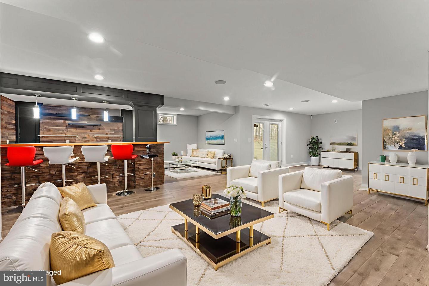 15509 MELLON CT, HAYMARKET, Virginia 20169, 5 Bedrooms Bedrooms, ,4 BathroomsBathrooms,Residential,For sale,15509 MELLON CT,VAPW2108702 MLS # VAPW2108702 15509 MELLON CT, HAYMARKET, Virginia 20169, 5 Bedrooms Bedrooms, ,4 BathroomsBathrooms,Residential,For sale,15509 MELLON CT,VAPW2108702 MLS # VAPW2108702