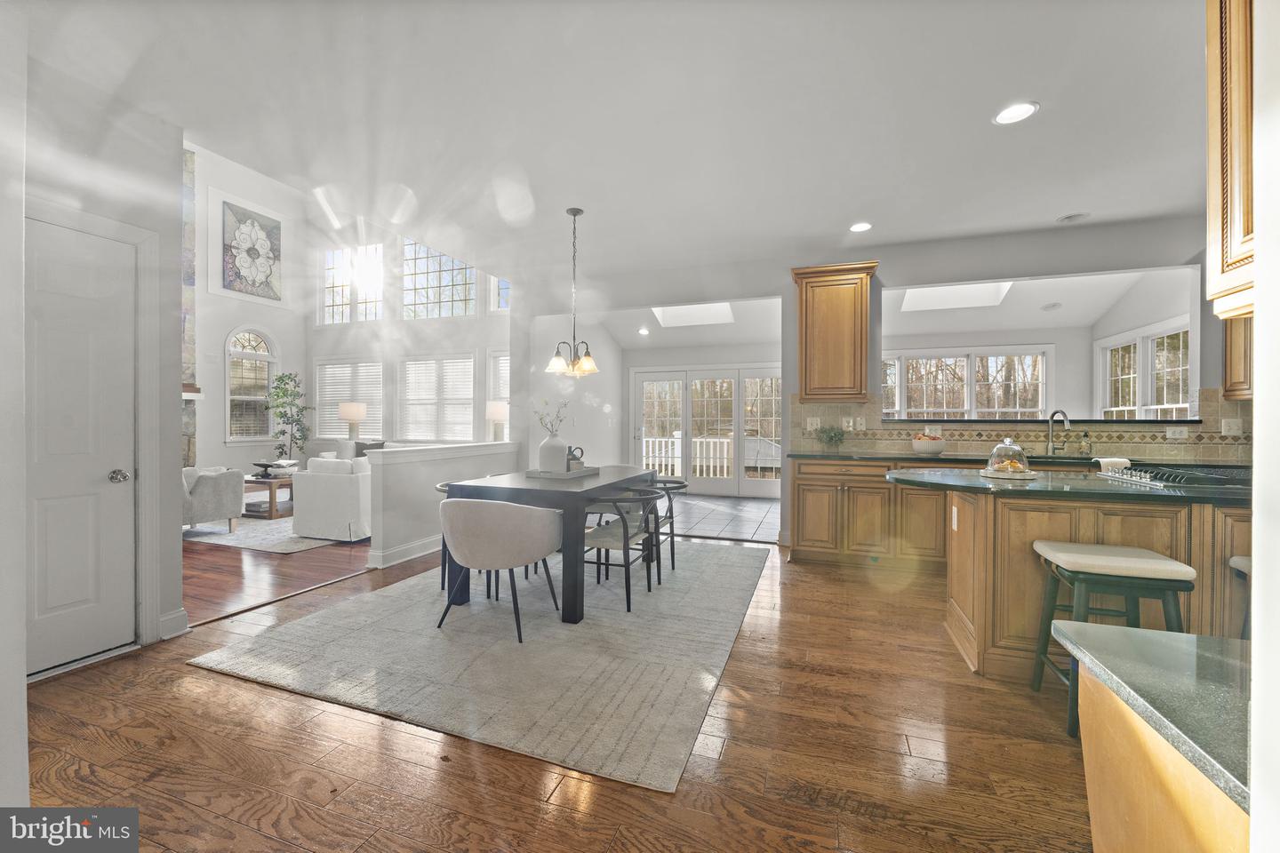 15509 MELLON CT, HAYMARKET, Virginia 20169, 5 Bedrooms Bedrooms, ,4 BathroomsBathrooms,Residential,For sale,15509 MELLON CT,VAPW2108702 MLS # VAPW2108702 15509 MELLON CT, HAYMARKET, Virginia 20169, 5 Bedrooms Bedrooms, ,4 BathroomsBathrooms,Residential,For sale,15509 MELLON CT,VAPW2108702 MLS # VAPW2108702