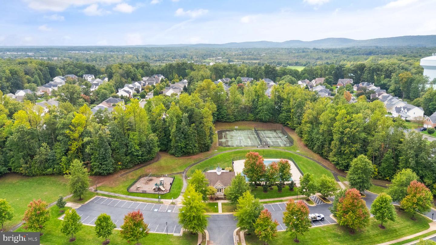 15509 MELLON CT, HAYMARKET, Virginia 20169, 5 Bedrooms Bedrooms, ,4 BathroomsBathrooms,Residential,For sale,15509 MELLON CT,VAPW2108702 MLS # VAPW2108702 15509 MELLON CT, HAYMARKET, Virginia 20169, 5 Bedrooms Bedrooms, ,4 BathroomsBathrooms,Residential,For sale,15509 MELLON CT,VAPW2108702 MLS # VAPW2108702