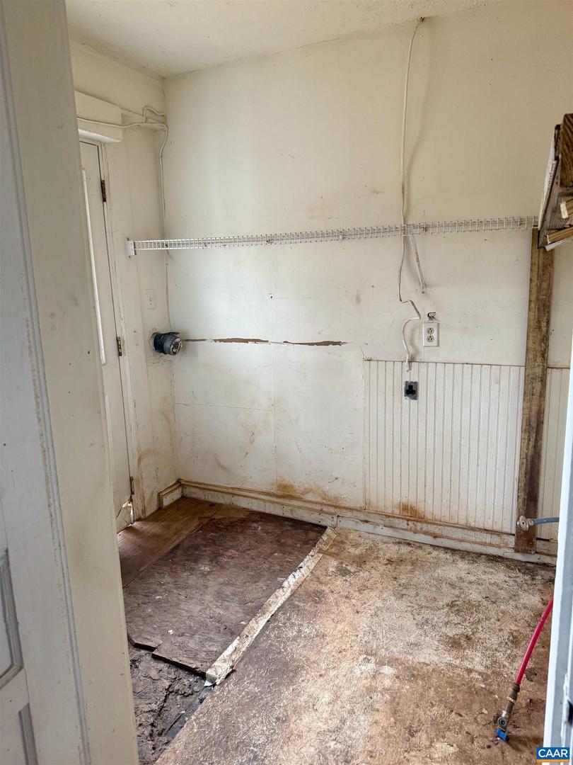 3127 COURTHOUSE RD, PALMYRA, Virginia 22963, 2 Bedrooms Bedrooms, ,1 BathroomBathrooms,Residential,For sale,3127 COURTHOUSE RD,671692 MLS # 671692