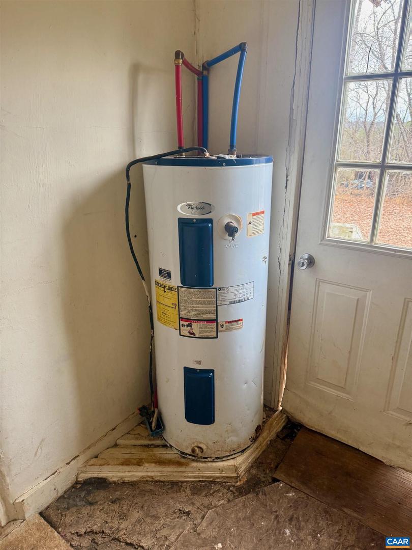 3127 COURTHOUSE RD, PALMYRA, Virginia 22963, 2 Bedrooms Bedrooms, ,1 BathroomBathrooms,Residential,For sale,3127 COURTHOUSE RD,671692 MLS # 671692