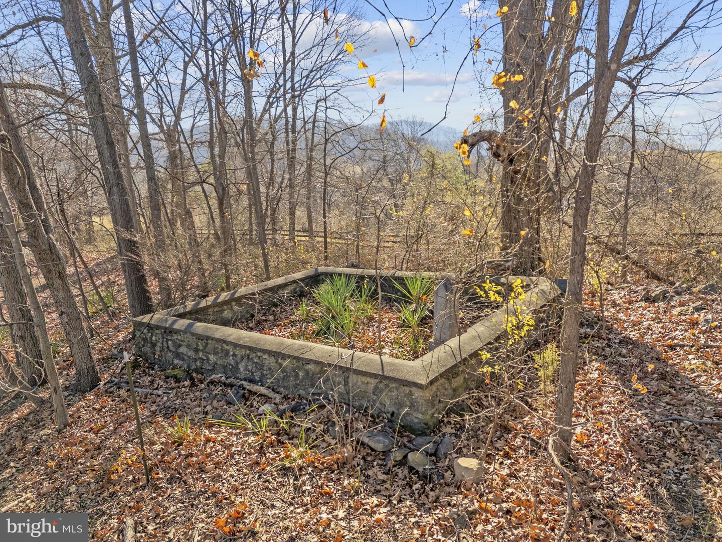 11066 MORELAND RD, DELAPLANE, Virginia 20144, 3 Bedrooms Bedrooms, ,2 BathroomsBathrooms,Residential,For sale,11066 MORELAND RD,VAFQ2019878 MLS # VAFQ2019878