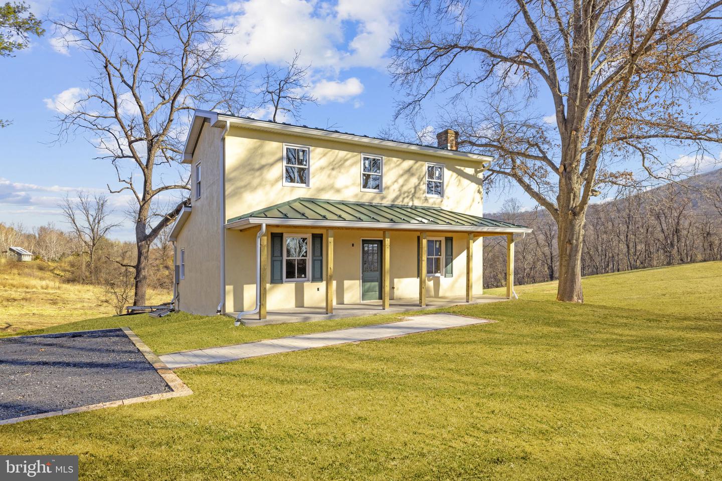 11066 MORELAND RD, DELAPLANE, Virginia 20144, 3 Bedrooms Bedrooms, ,2 BathroomsBathrooms,Residential,For sale,11066 MORELAND RD,VAFQ2019878 MLS # VAFQ2019878