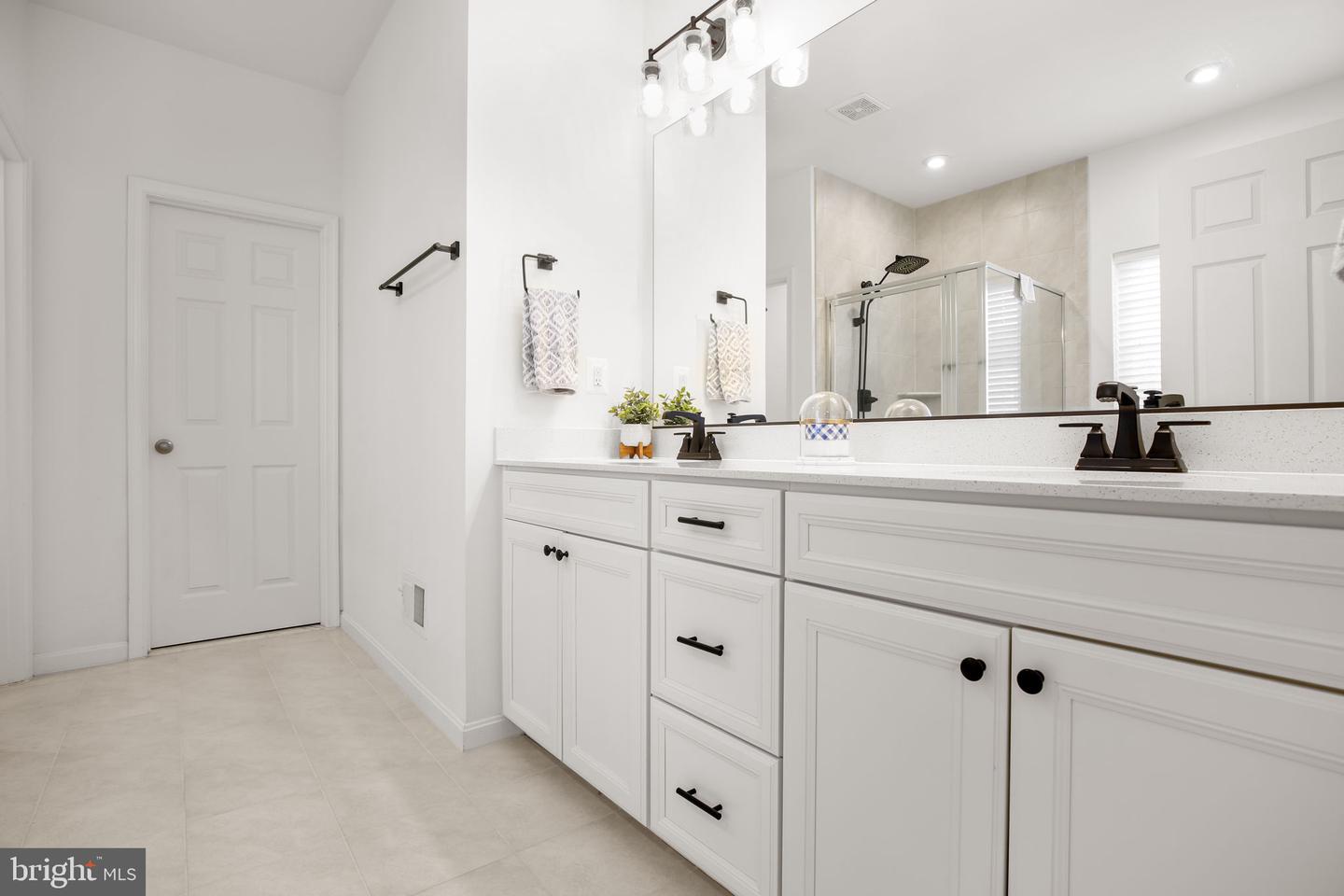 108 HIBISCUS DR, STAFFORD, Virginia 22554, 6 Bedrooms Bedrooms, ,4 BathroomsBathrooms,Residential,For sale,108 HIBISCUS DR,VAST2044664 MLS # VAST2044664