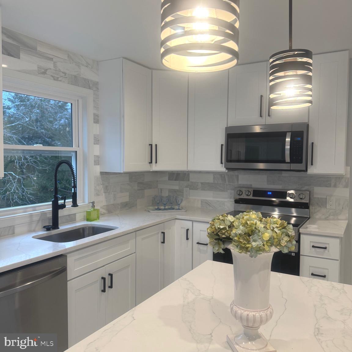 1002 POTOMAC DR, STAFFORD, Virginia 22554, 5 Bedrooms Bedrooms, ,3 BathroomsBathrooms,Residential,For sale,1002 POTOMAC DR,VAST2044668 MLS # VAST2044668