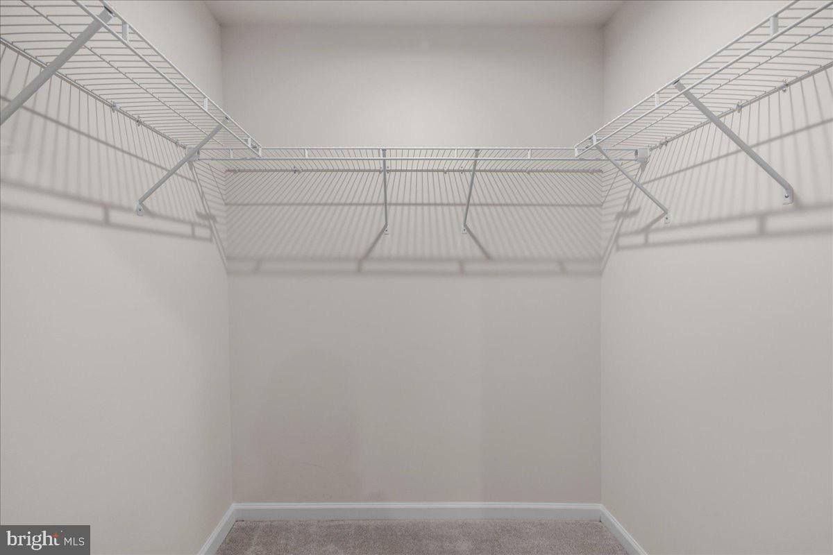 131 KENSINGTON CIR, MIDDLETOWN, Virginia 22645, 3 Bedrooms Bedrooms, 11 Rooms Rooms,2 BathroomsBathrooms,Residential,For sale,131 KENSINGTON CIR,VAFV2038426 MLS # VAFV2038426