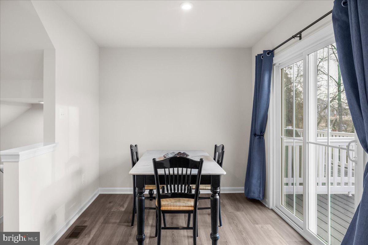 131 KENSINGTON CIR, MIDDLETOWN, Virginia 22645, 3 Bedrooms Bedrooms, 11 Rooms Rooms,2 BathroomsBathrooms,Residential,For sale,131 KENSINGTON CIR,VAFV2038426 MLS # VAFV2038426