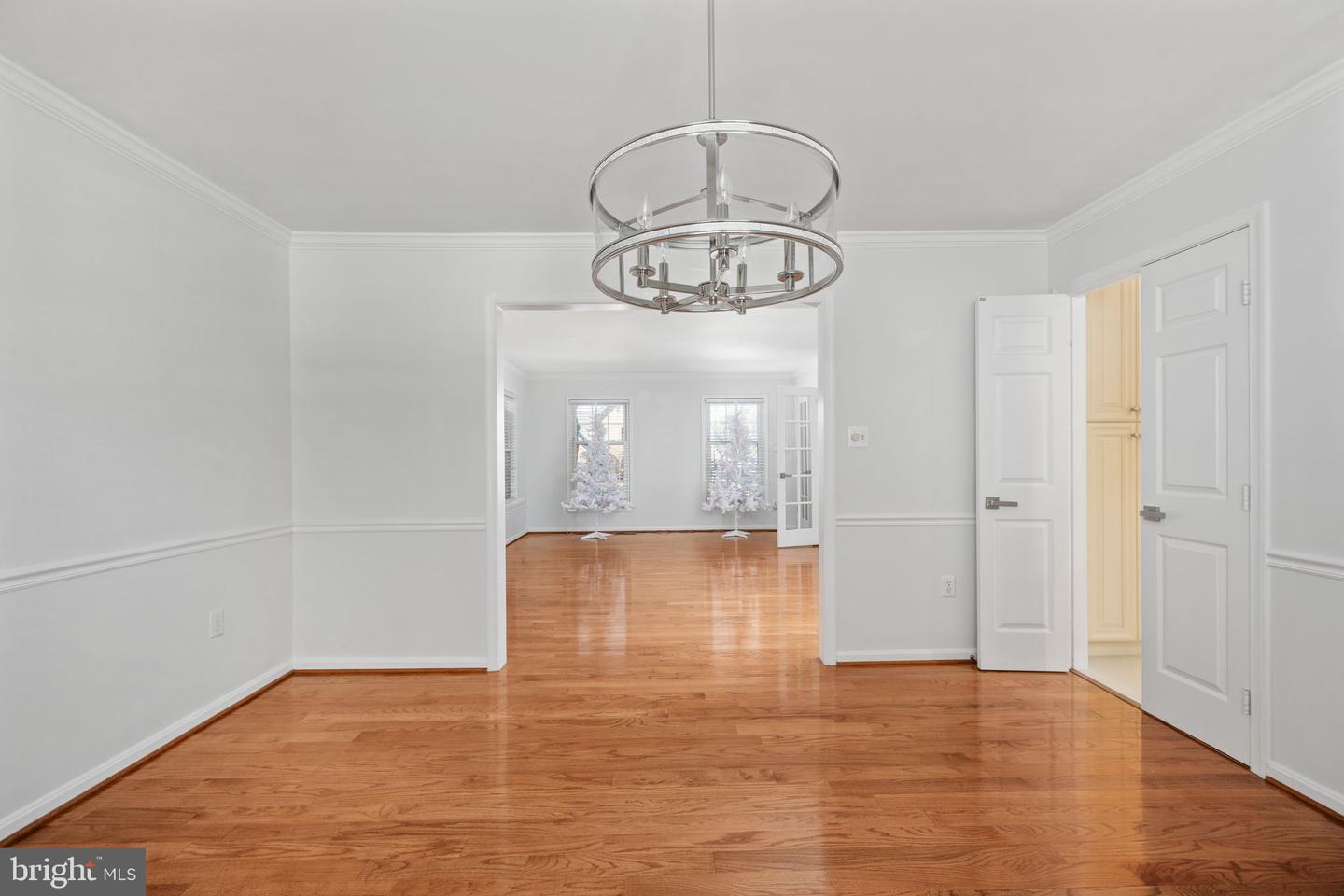 13953 OLEANDER CT, WOODBRIDGE, Virginia 22193, 6 Bedrooms Bedrooms, ,3 BathroomsBathrooms,Residential,For sale,13953 OLEANDER CT,VAPW2108974 MLS # VAPW2108974