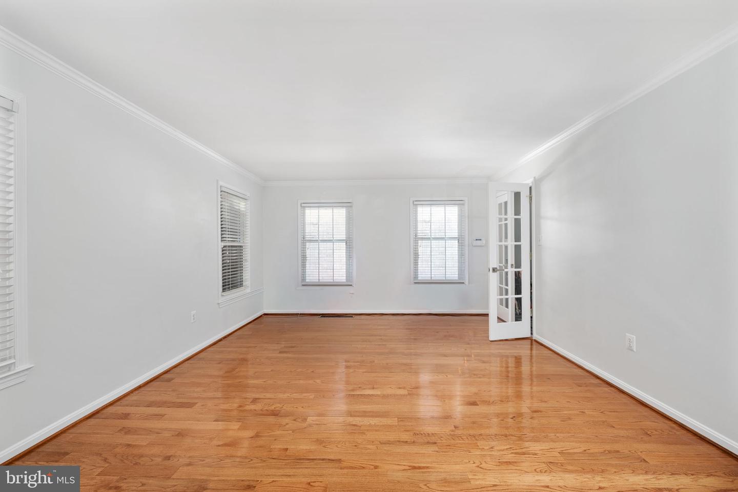 13953 OLEANDER CT, WOODBRIDGE, Virginia 22193, 6 Bedrooms Bedrooms, ,3 BathroomsBathrooms,Residential,For sale,13953 OLEANDER CT,VAPW2108974 MLS # VAPW2108974