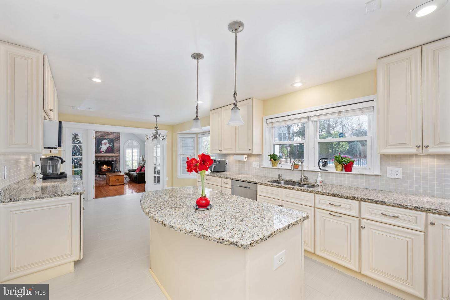 13953 OLEANDER CT, WOODBRIDGE, Virginia 22193, 6 Bedrooms Bedrooms, ,3 BathroomsBathrooms,Residential,For sale,13953 OLEANDER CT,VAPW2108974 MLS # VAPW2108974