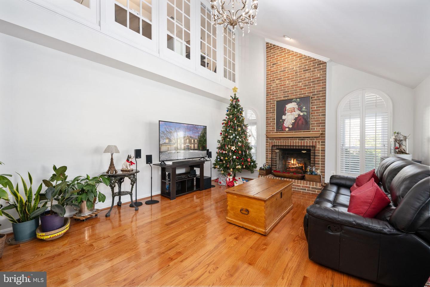 13953 OLEANDER CT, WOODBRIDGE, Virginia 22193, 6 Bedrooms Bedrooms, ,3 BathroomsBathrooms,Residential,For sale,13953 OLEANDER CT,VAPW2108974 MLS # VAPW2108974