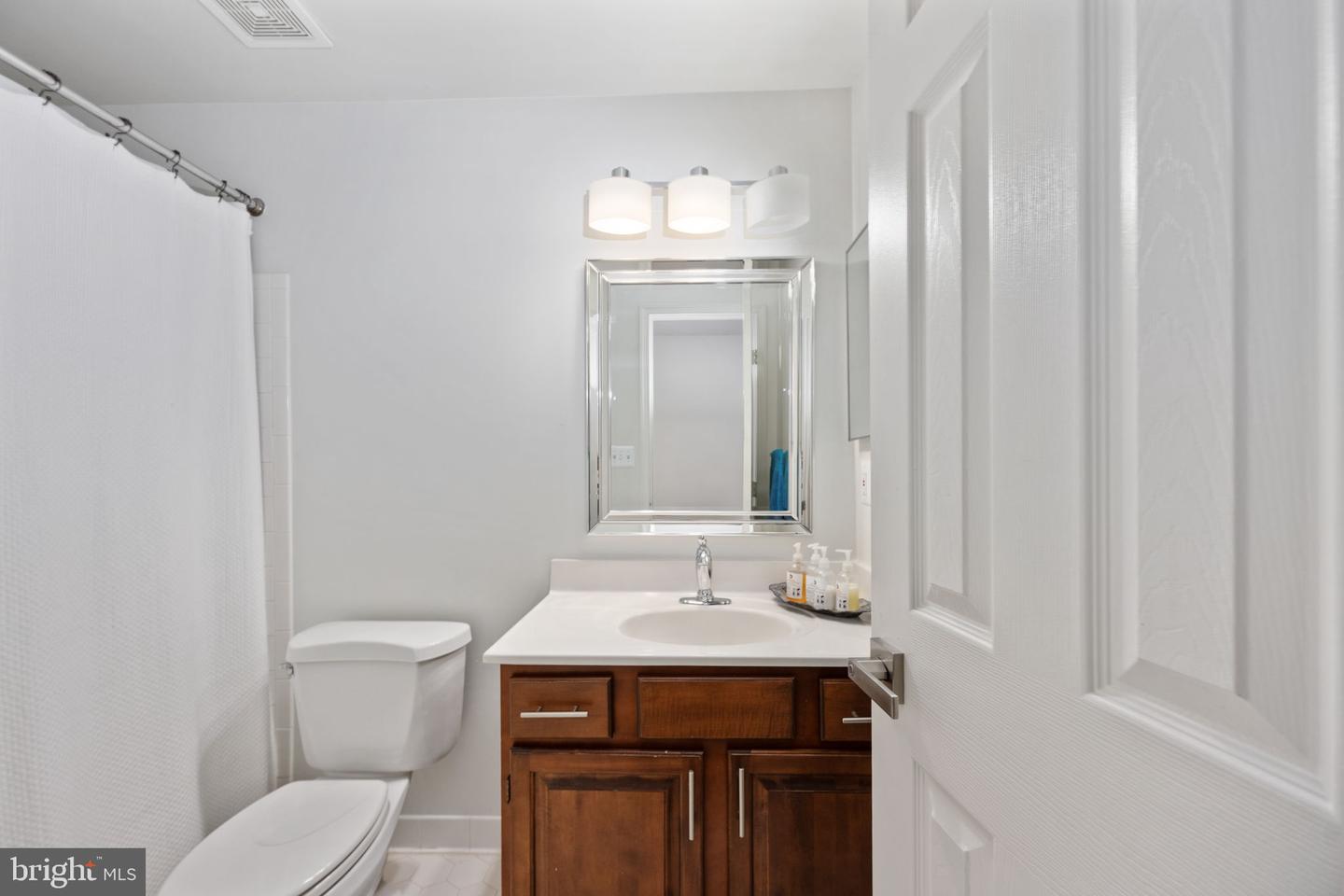 13953 OLEANDER CT, WOODBRIDGE, Virginia 22193, 6 Bedrooms Bedrooms, ,3 BathroomsBathrooms,Residential,For sale,13953 OLEANDER CT,VAPW2108974 MLS # VAPW2108974