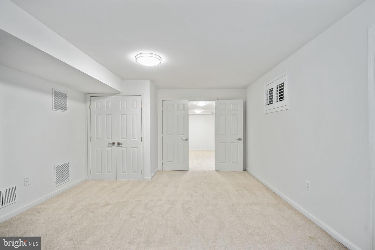 13953 OLEANDER CT, WOODBRIDGE, Virginia 22193, 6 Bedrooms Bedrooms, ,3 BathroomsBathrooms,Residential,For sale,13953 OLEANDER CT,VAPW2108974 MLS # VAPW2108974