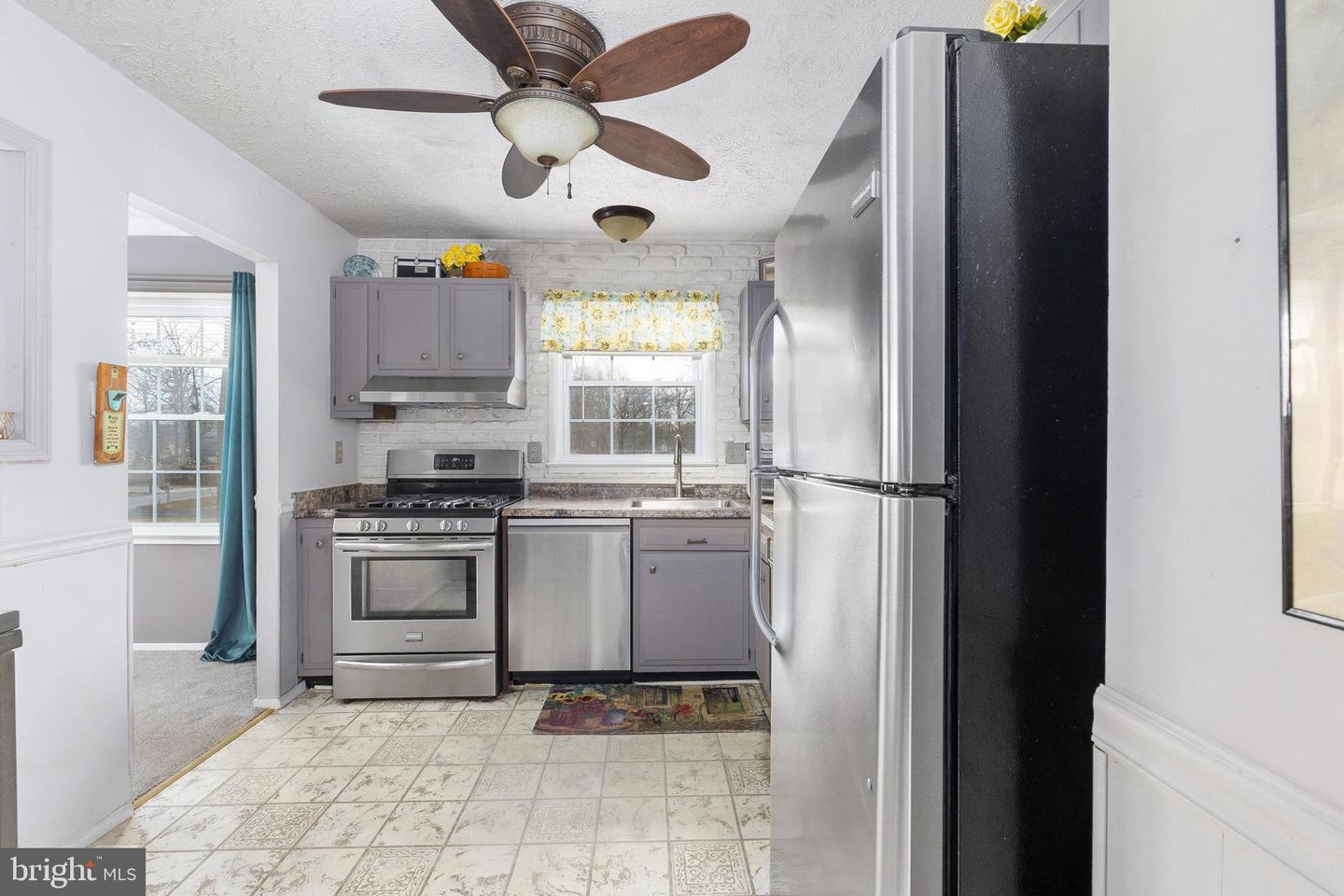 3400 HAWTHORNE RD, FREDERICKSBURG, Virginia 22407, 3 Bedrooms Bedrooms, 10 Rooms Rooms,2 BathroomsBathrooms,Residential,For sale,3400 HAWTHORNE RD,VASP2038082 MLS # VASP2038082