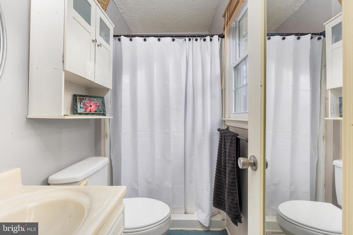 3400 HAWTHORNE RD, FREDERICKSBURG, Virginia 22407, 3 Bedrooms Bedrooms, 10 Rooms Rooms,2 BathroomsBathrooms,Residential,For sale,3400 HAWTHORNE RD,VASP2038082 MLS # VASP2038082