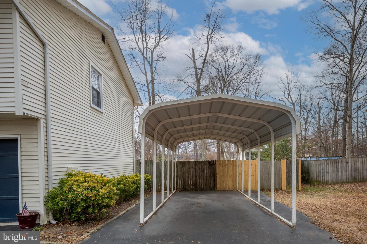 3400 HAWTHORNE RD, FREDERICKSBURG, Virginia 22407, 3 Bedrooms Bedrooms, 10 Rooms Rooms,2 BathroomsBathrooms,Residential,For sale,3400 HAWTHORNE RD,VASP2038082 MLS # VASP2038082