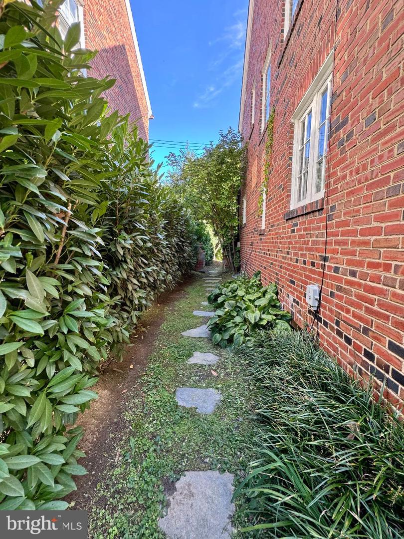 5334 NEBRASKA AVE NW, WASHINGTON, District Of Columbia 20015, 4 Bedrooms Bedrooms, ,3 BathroomsBathrooms,Residential,For sale,5334 NEBRASKA AVE NW,DCDC2234734 MLS # DCDC2234734