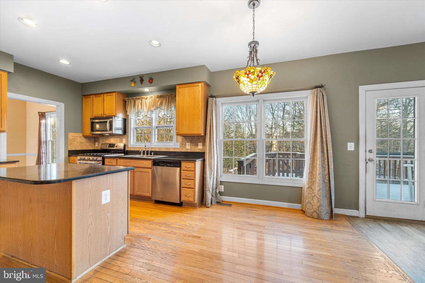 19028 SNOWBERRY CT, LEESBURG, Virginia 20176, 5 Bedrooms Bedrooms, ,3 BathroomsBathrooms,Residential,For sale,19028 SNOWBERRY CT,VALO2112266 MLS # VALO2112266