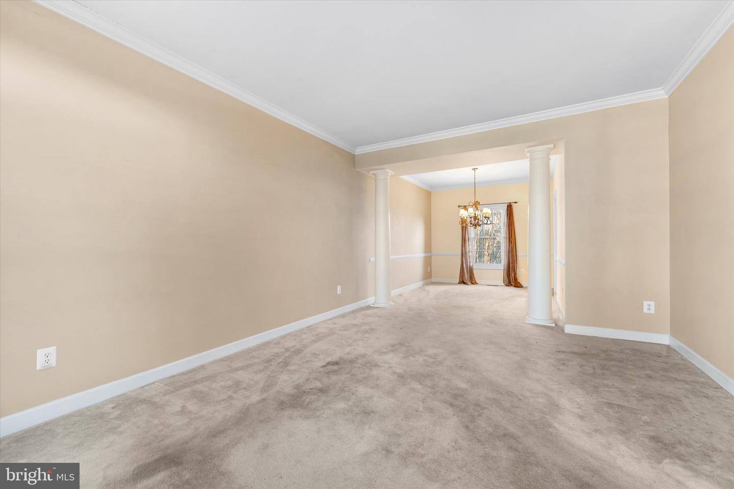 19028 SNOWBERRY CT, LEESBURG, Virginia 20176, 5 Bedrooms Bedrooms, ,3 BathroomsBathrooms,Residential,For sale,19028 SNOWBERRY CT,VALO2112266 MLS # VALO2112266