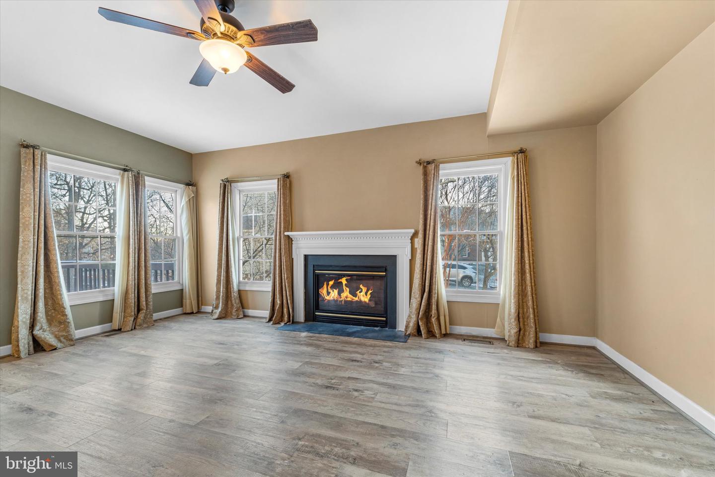 19028 SNOWBERRY CT, LEESBURG, Virginia 20176, 5 Bedrooms Bedrooms, ,3 BathroomsBathrooms,Residential,For sale,19028 SNOWBERRY CT,VALO2112266 MLS # VALO2112266