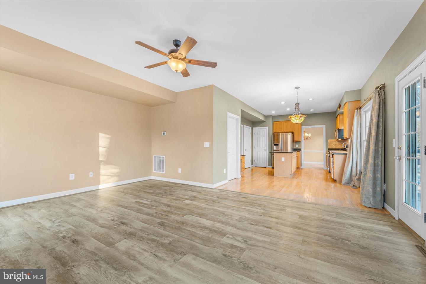 19028 SNOWBERRY CT, LEESBURG, Virginia 20176, 5 Bedrooms Bedrooms, ,3 BathroomsBathrooms,Residential,For sale,19028 SNOWBERRY CT,VALO2112266 MLS # VALO2112266