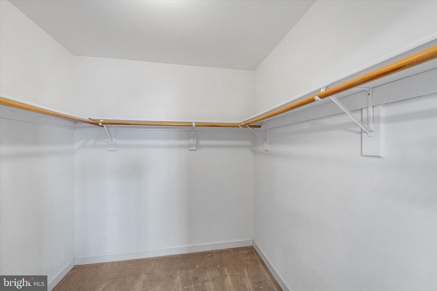 19028 SNOWBERRY CT, LEESBURG, Virginia 20176, 5 Bedrooms Bedrooms, ,3 BathroomsBathrooms,Residential,For sale,19028 SNOWBERRY CT,VALO2112266 MLS # VALO2112266