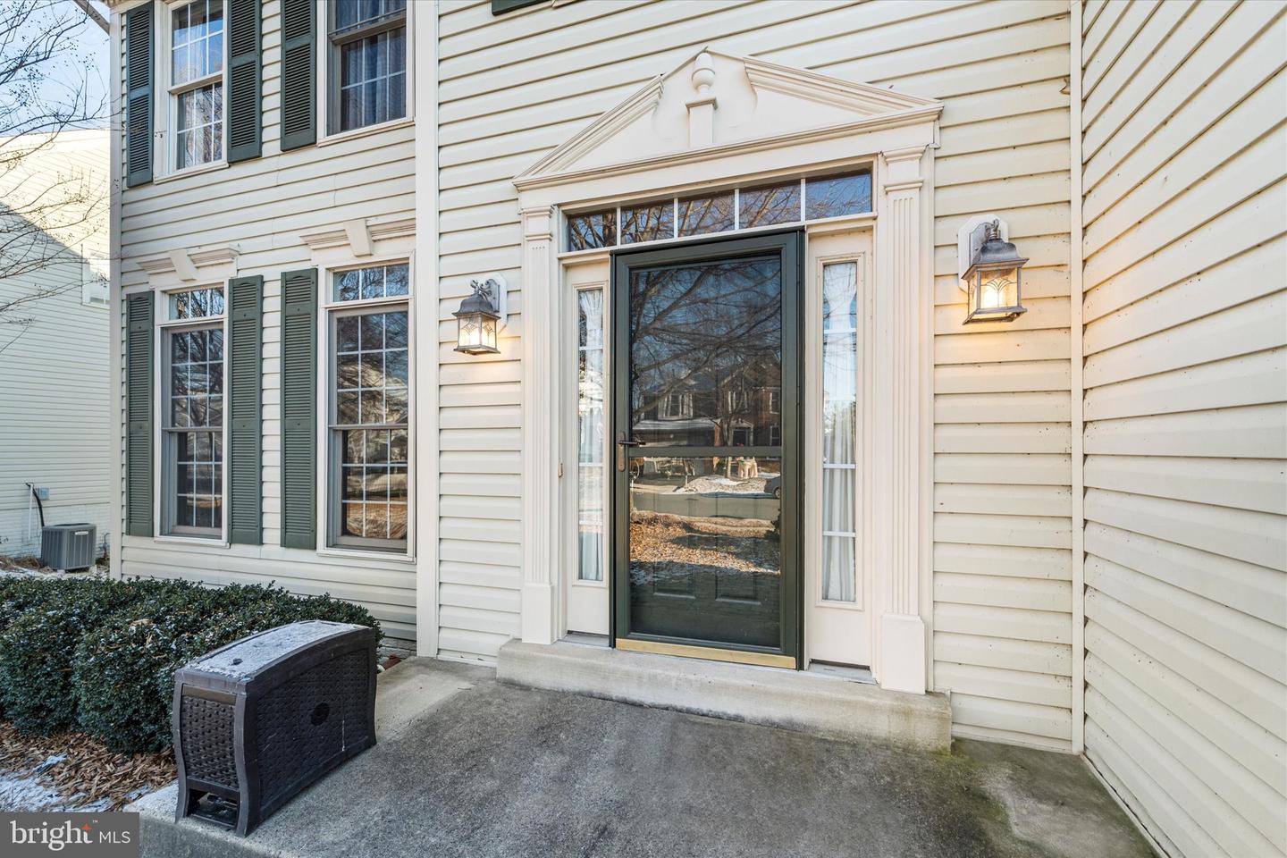 19028 SNOWBERRY CT, LEESBURG, Virginia 20176, 5 Bedrooms Bedrooms, ,3 BathroomsBathrooms,Residential,For sale,19028 SNOWBERRY CT,VALO2112266 MLS # VALO2112266