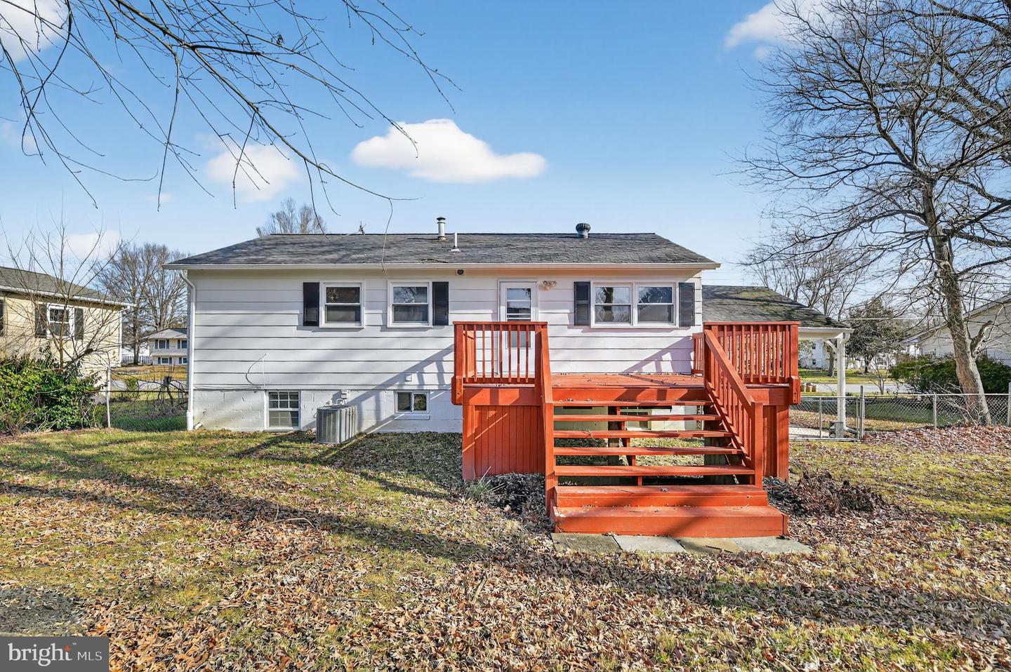 8012 FRYE RD, ALEXANDRIA, Virginia 22309, 4 Bedrooms Bedrooms, ,3 BathroomsBathrooms,Residential,For sale,8012 FRYE RD,VAFX2282302 MLS # VAFX2282302