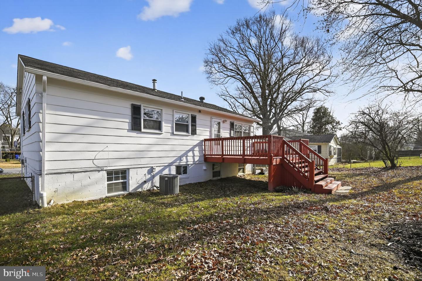 8012 FRYE RD, ALEXANDRIA, Virginia 22309, 4 Bedrooms Bedrooms, ,3 BathroomsBathrooms,Residential,For sale,8012 FRYE RD,VAFX2282302 MLS # VAFX2282302