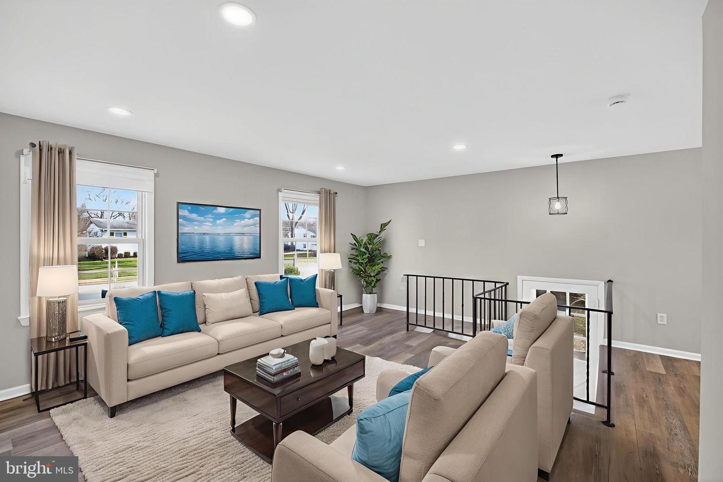 8012 FRYE RD, ALEXANDRIA, Virginia 22309, 4 Bedrooms Bedrooms, ,3 BathroomsBathrooms,Residential,For sale,8012 FRYE RD,VAFX2282302 MLS # VAFX2282302