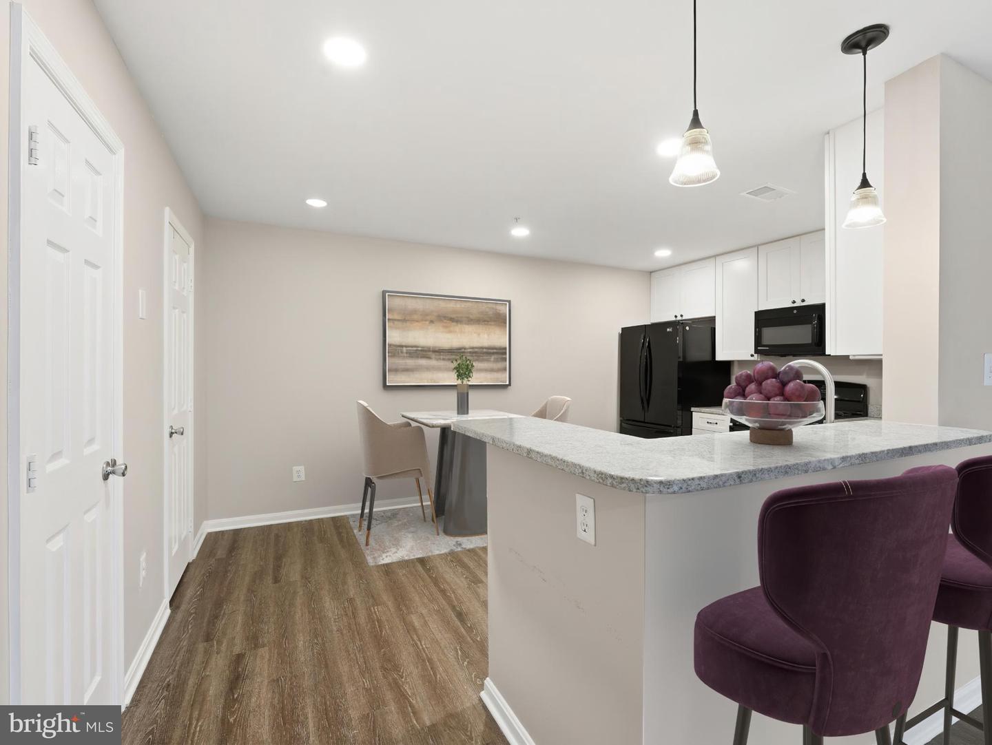 4308 HACKNEY COACH LN #127, FAIRFAX, Virginia 22030, 3 Bedrooms Bedrooms, 9 Rooms Rooms,2 BathroomsBathrooms,Residential,For sale,4308 HACKNEY COACH LN #127,VAFX2282322 MLS # VAFX2282322