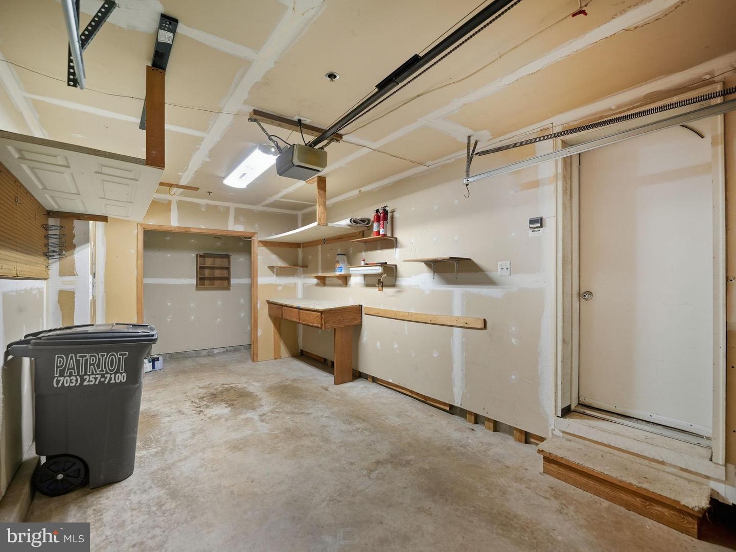 4308 HACKNEY COACH LN #127, FAIRFAX, Virginia 22030, 3 Bedrooms Bedrooms, 9 Rooms Rooms,2 BathroomsBathrooms,Residential,For sale,4308 HACKNEY COACH LN #127,VAFX2282322 MLS # VAFX2282322