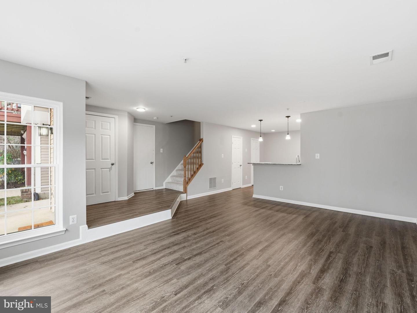 4308 HACKNEY COACH LN #127, FAIRFAX, Virginia 22030, 3 Bedrooms Bedrooms, 9 Rooms Rooms,2 BathroomsBathrooms,Residential,For sale,4308 HACKNEY COACH LN #127,VAFX2282322 MLS # VAFX2282322