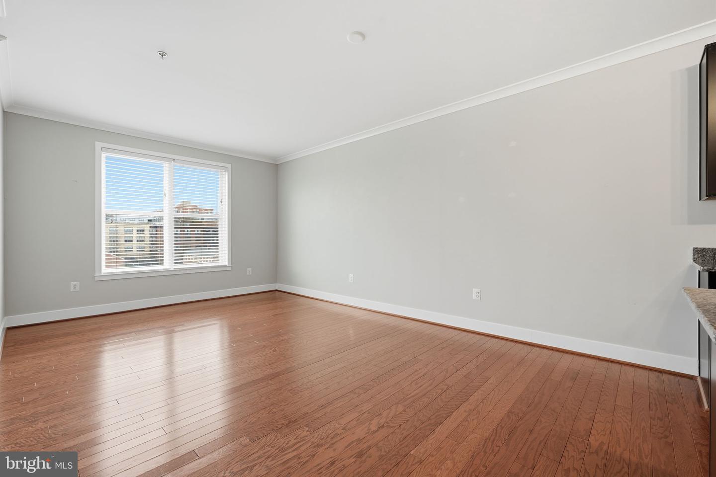 815 N PATRICK ST #406, ALEXANDRIA, Virginia 22314, 1 Bedroom Bedrooms, ,1 BathroomBathrooms,Residential,For sale,815 N PATRICK ST #406,VAAX2052376 MLS # VAAX2052376