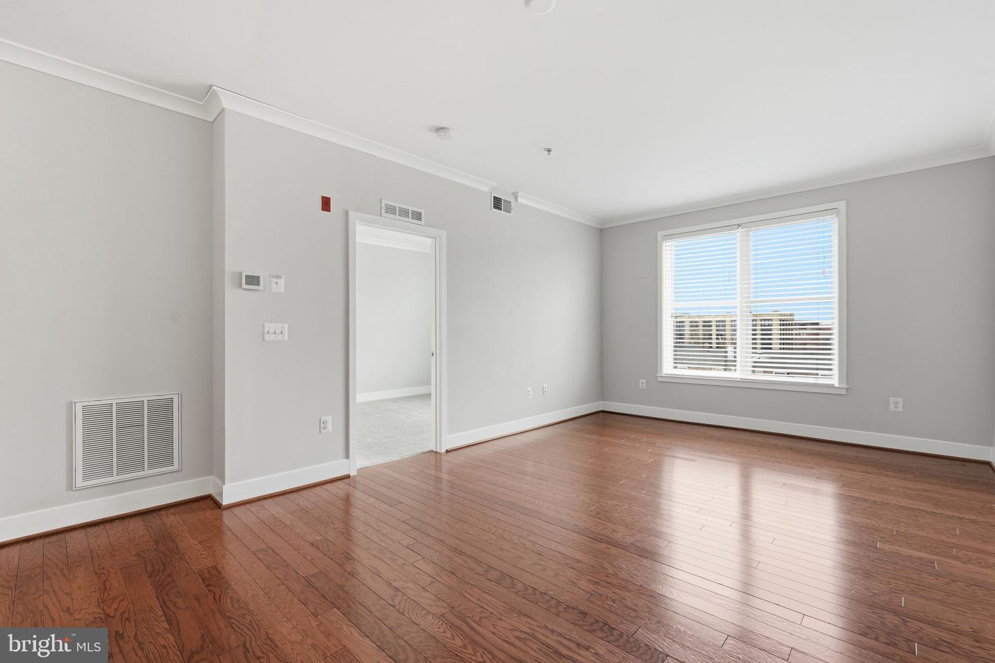 815 N PATRICK ST #406, ALEXANDRIA, Virginia 22314, 1 Bedroom Bedrooms, ,1 BathroomBathrooms,Residential,For sale,815 N PATRICK ST #406,VAAX2052376 MLS # VAAX2052376