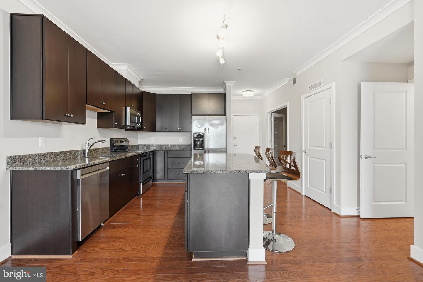 815 N PATRICK ST #406, ALEXANDRIA, Virginia 22314, 1 Bedroom Bedrooms, ,1 BathroomBathrooms,Residential,For sale,815 N PATRICK ST #406,VAAX2052376 MLS # VAAX2052376