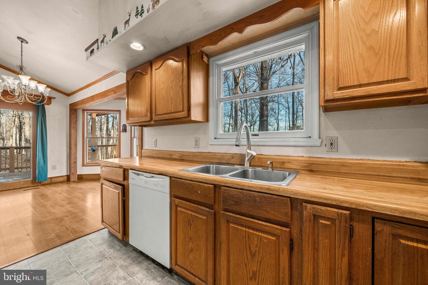 6727 BULL MOOSE CT, MARSHALL, Virginia 20115, 4 Bedrooms Bedrooms, ,2 BathroomsBathrooms,Residential,For sale,6727 BULL MOOSE CT,VAFQ2019898 MLS # VAFQ2019898