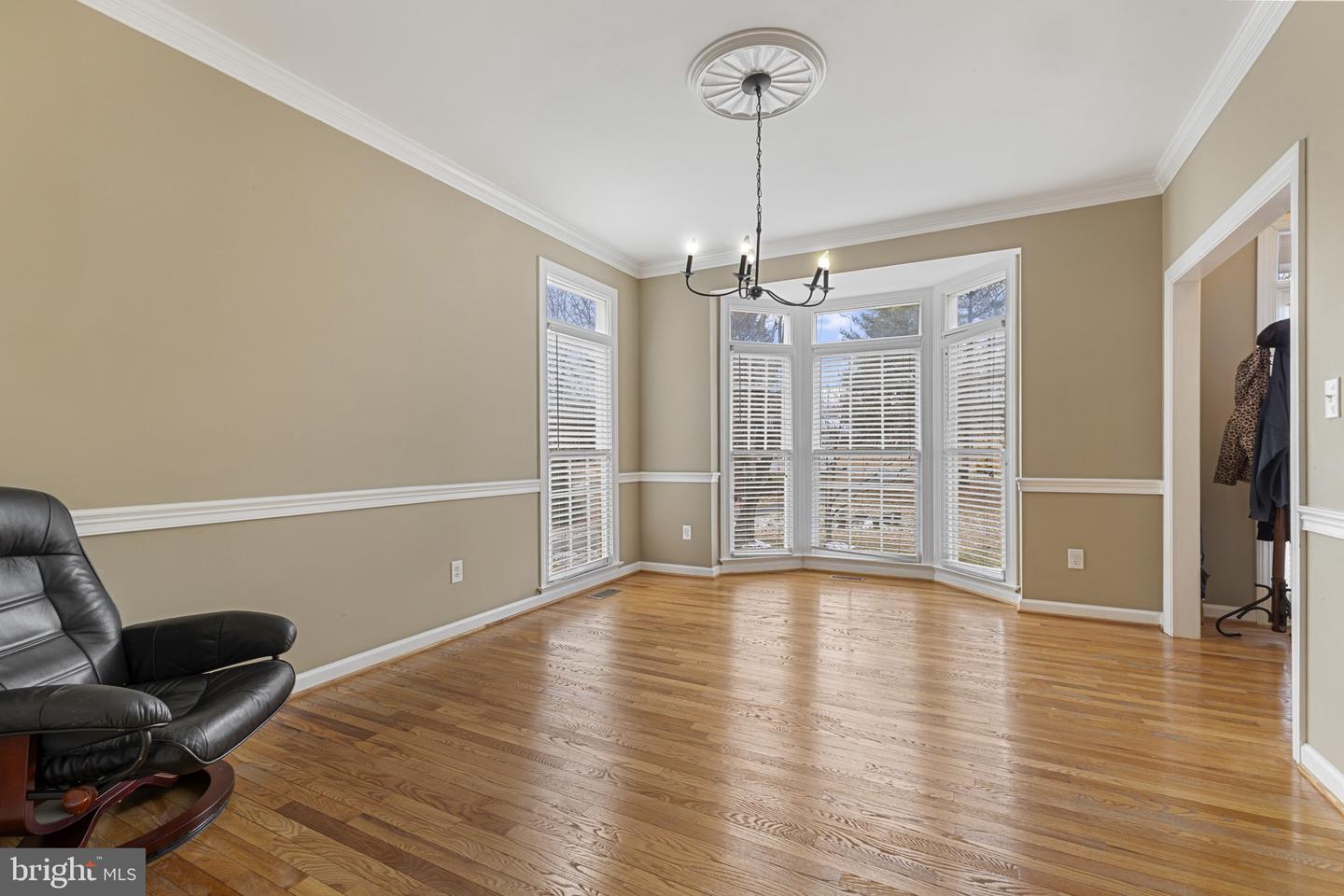 4291 LAWNVALE DR, GAINESVILLE, Virginia 20155, 4 Bedrooms Bedrooms, ,2 BathroomsBathrooms,Residential,For sale,4291 LAWNVALE DR,VAPW2109068 MLS # VAPW2109068