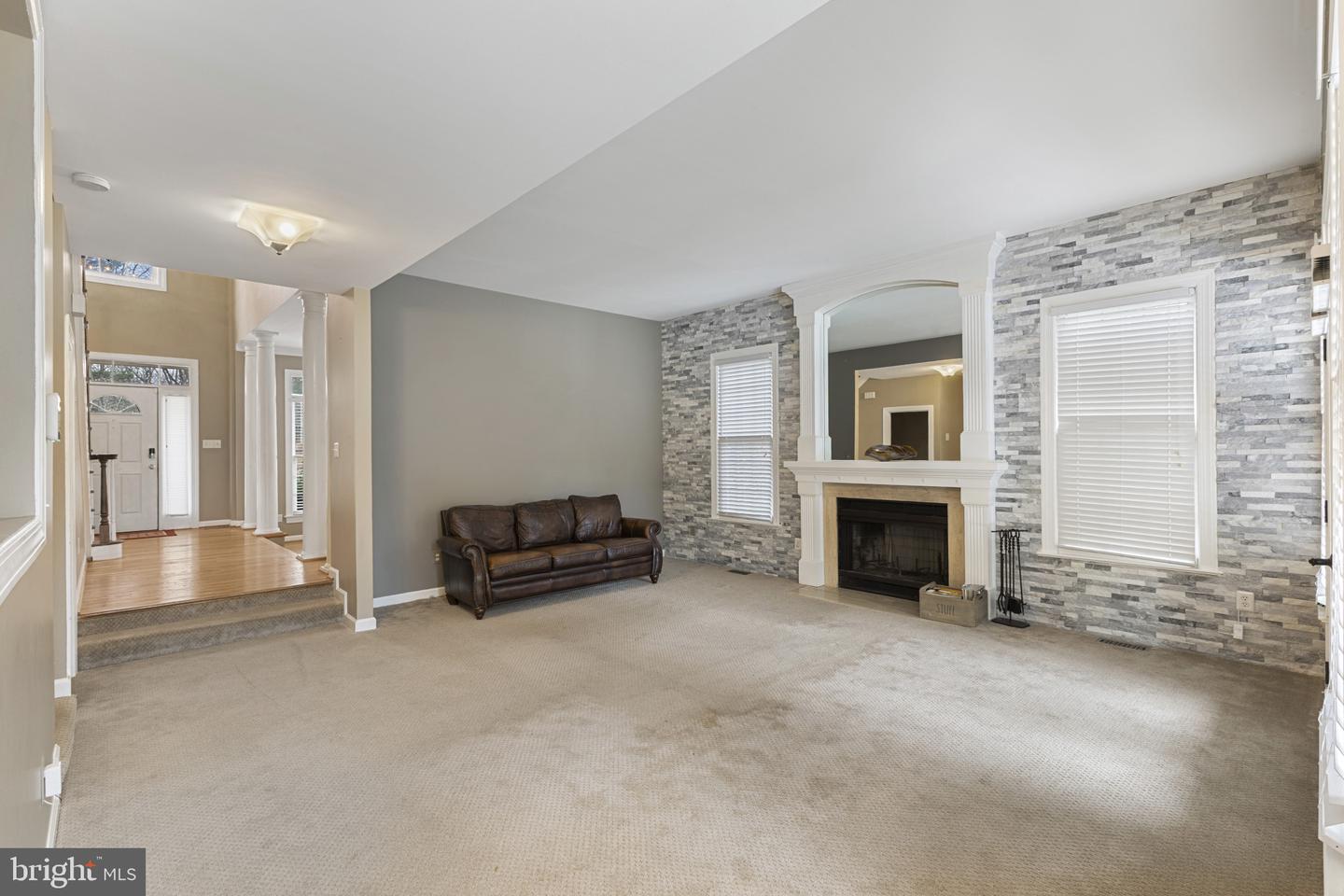 4291 LAWNVALE DR, GAINESVILLE, Virginia 20155, 4 Bedrooms Bedrooms, ,2 BathroomsBathrooms,Residential,For sale,4291 LAWNVALE DR,VAPW2109068 MLS # VAPW2109068