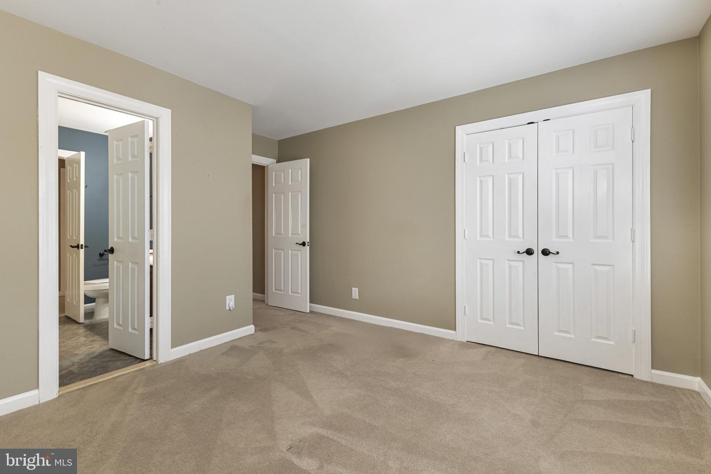 4291 LAWNVALE DR, GAINESVILLE, Virginia 20155, 4 Bedrooms Bedrooms, ,2 BathroomsBathrooms,Residential,For sale,4291 LAWNVALE DR,VAPW2109068 MLS # VAPW2109068