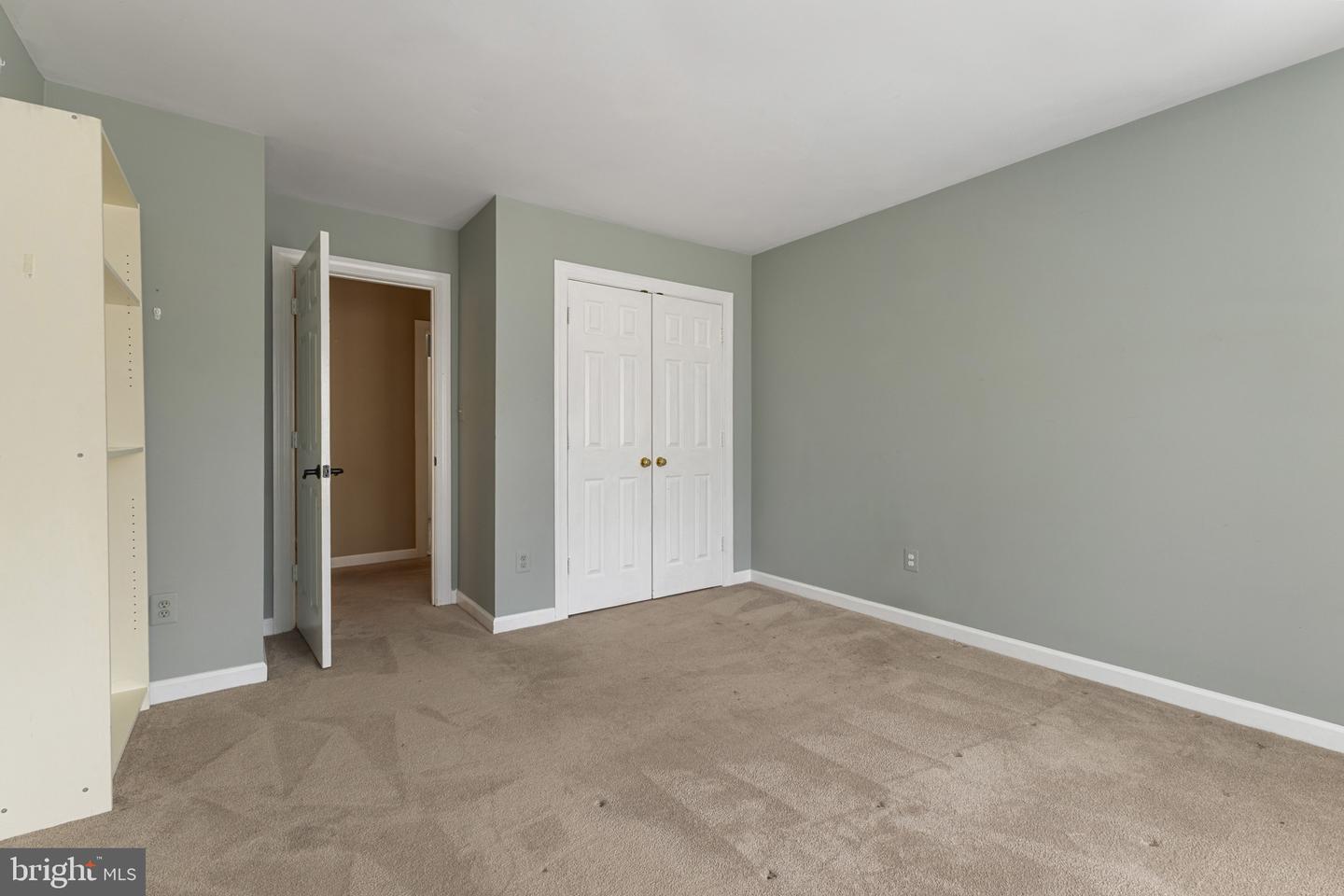 4291 LAWNVALE DR, GAINESVILLE, Virginia 20155, 4 Bedrooms Bedrooms, ,2 BathroomsBathrooms,Residential,For sale,4291 LAWNVALE DR,VAPW2109068 MLS # VAPW2109068