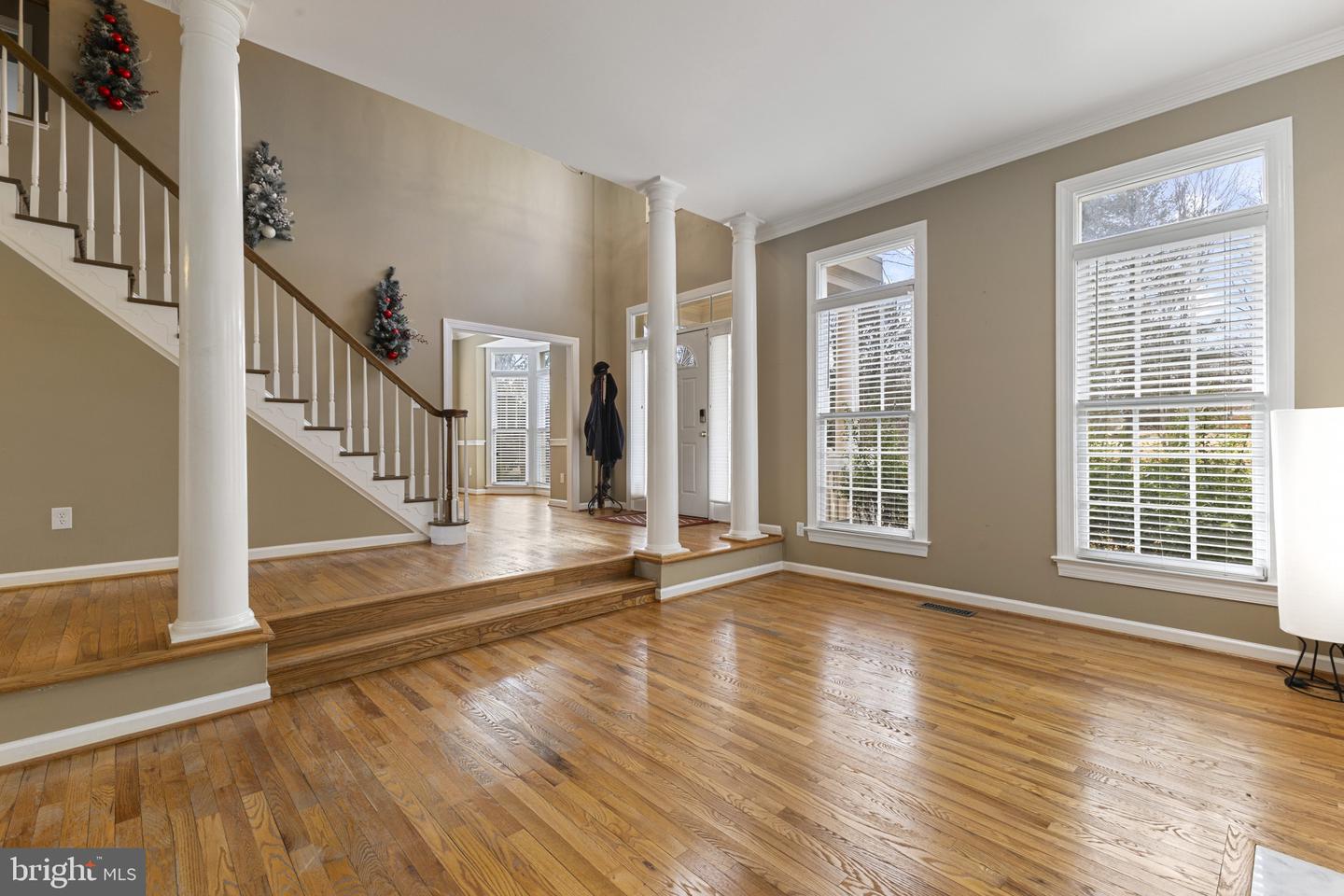 4291 LAWNVALE DR, GAINESVILLE, Virginia 20155, 4 Bedrooms Bedrooms, ,2 BathroomsBathrooms,Residential,For sale,4291 LAWNVALE DR,VAPW2109068 MLS # VAPW2109068