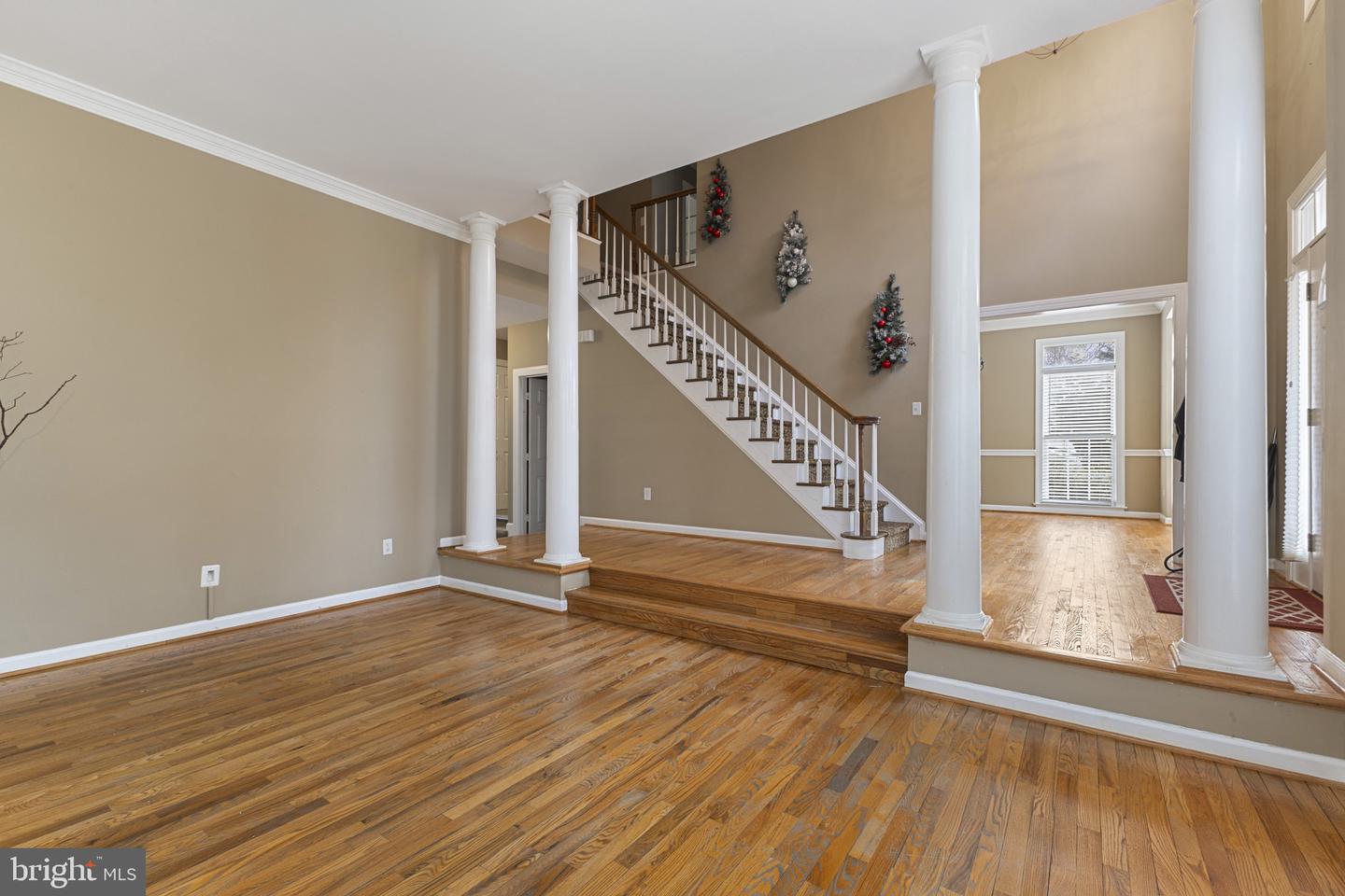 4291 LAWNVALE DR, GAINESVILLE, Virginia 20155, 4 Bedrooms Bedrooms, ,2 BathroomsBathrooms,Residential,For sale,4291 LAWNVALE DR,VAPW2109068 MLS # VAPW2109068