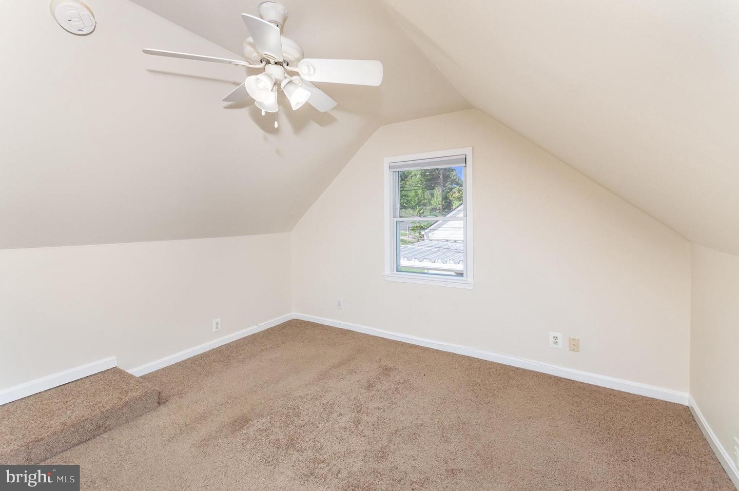 3206 BURGUNDY RD, ALEXANDRIA, Virginia 22303, 5 Bedrooms Bedrooms, ,2 BathroomsBathrooms,Residential,For sale,3206 BURGUNDY RD,VAFX2282386 MLS # VAFX2282386