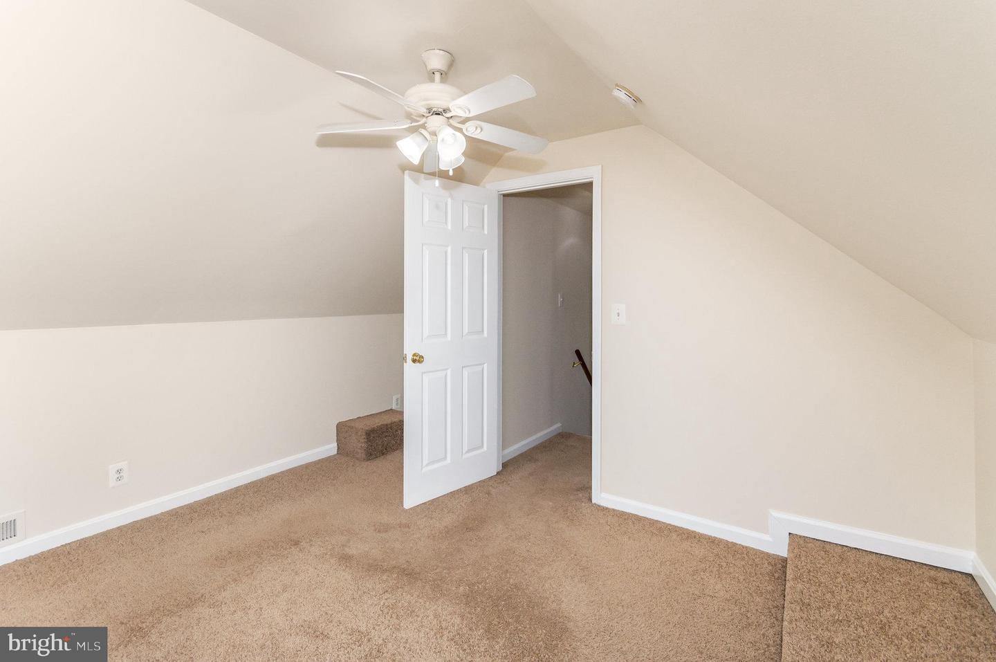 3206 BURGUNDY RD, ALEXANDRIA, Virginia 22303, 5 Bedrooms Bedrooms, ,2 BathroomsBathrooms,Residential,For sale,3206 BURGUNDY RD,VAFX2282386 MLS # VAFX2282386