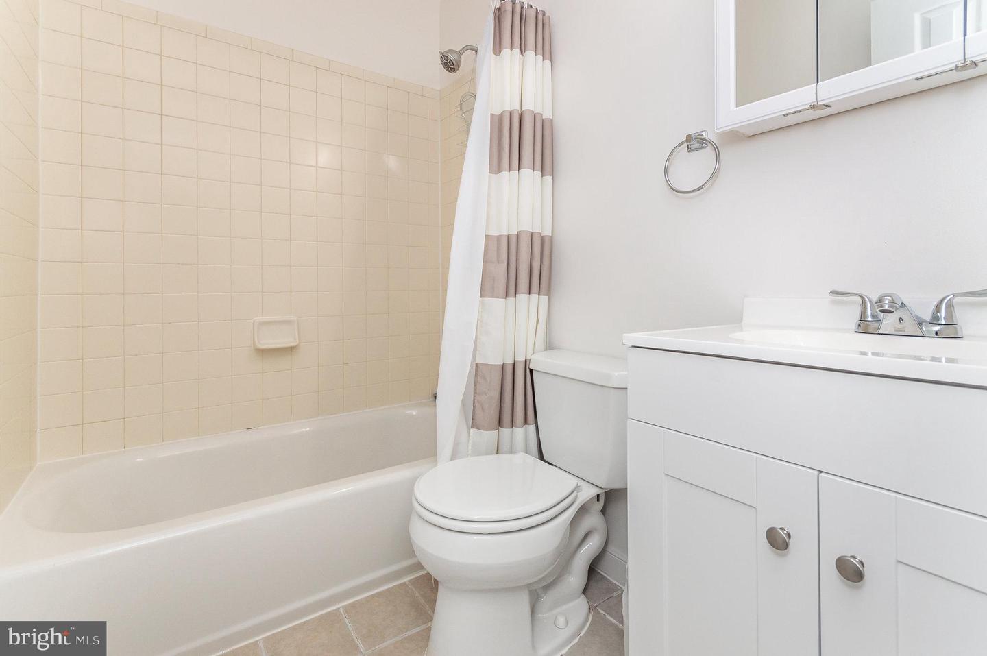 3206 BURGUNDY RD, ALEXANDRIA, Virginia 22303, 5 Bedrooms Bedrooms, ,2 BathroomsBathrooms,Residential,For sale,3206 BURGUNDY RD,VAFX2282386 MLS # VAFX2282386